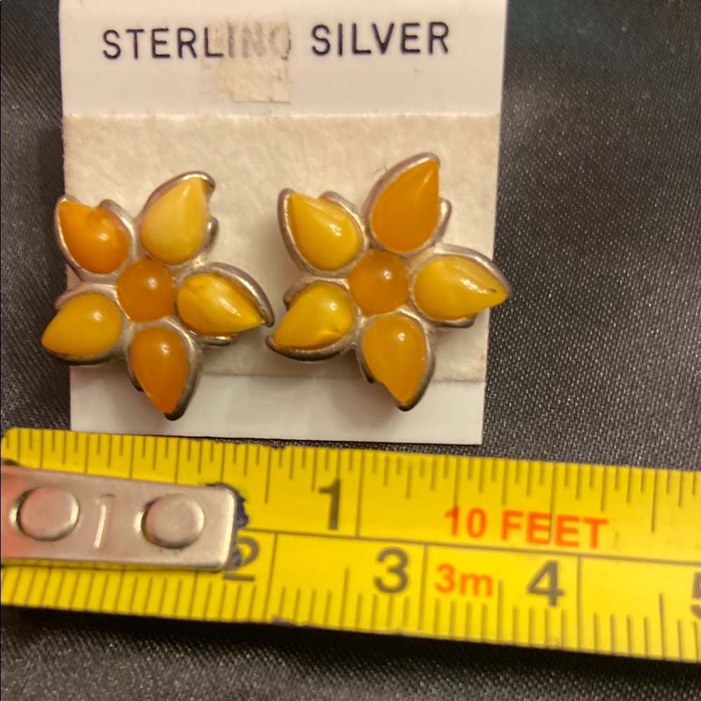 Yellow Amber Flower Sterling Silver  Earrings - Picture 5 of 5